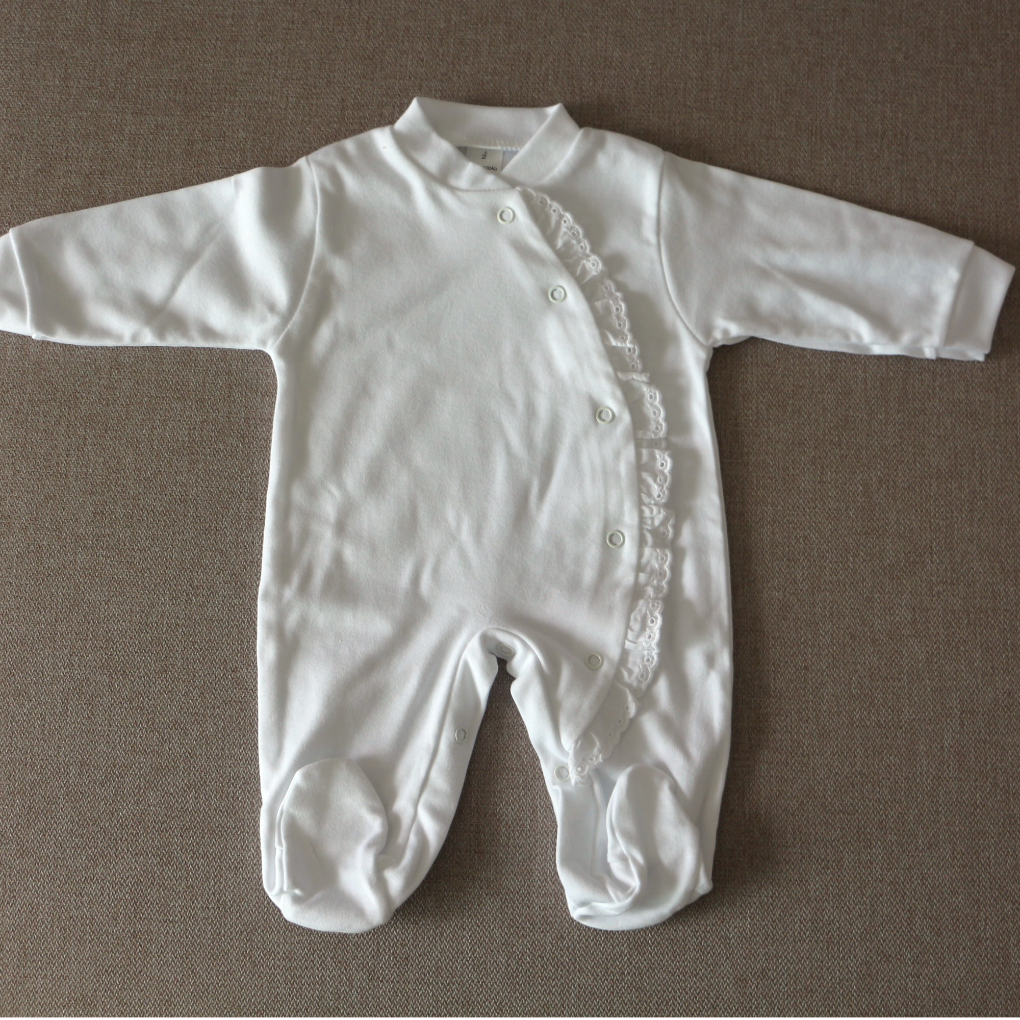 Babygrow algodão com renda